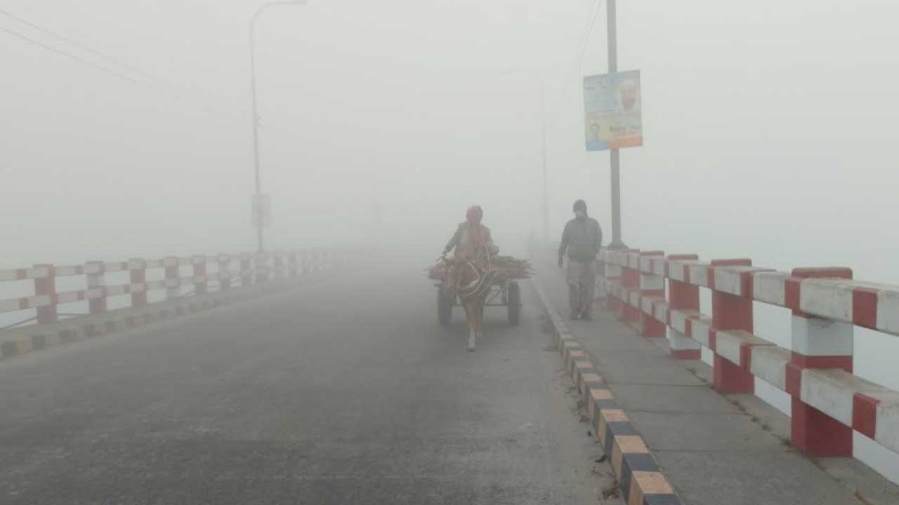 পঞ্চগড়ে বাড়ছে শীতের তীব্রতা, তাপমাত্রা ১২ ডিগ্রির ঘরে